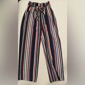 Wide leg pants great for all season very lightweight